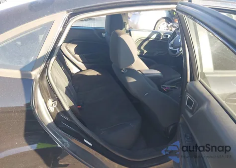 2014 Ford Fiesta Se из США, поврежденный, VIN 3FADP4BJ5EM174344